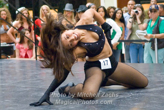 DolCheer-95903.jpg