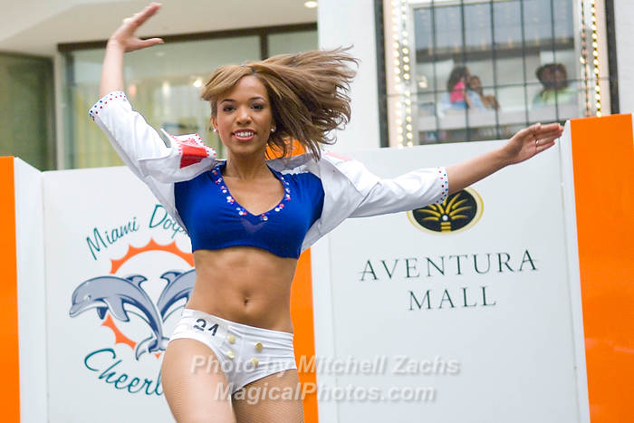 DolCheer-95985.jpg