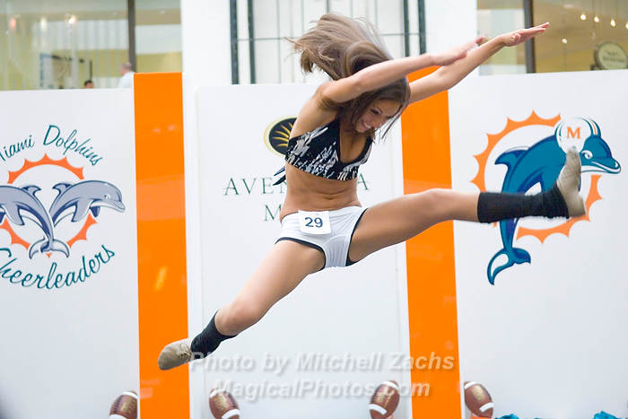 DolCheer-96033.jpg
