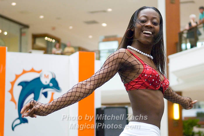 DolCheer-96057.jpg