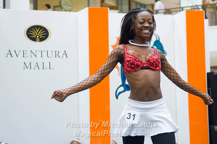 DolCheer-96059.jpg