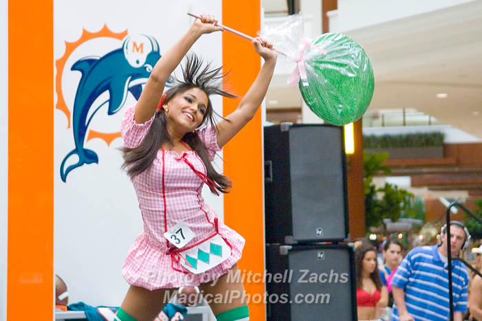 DolCheer-96121.jpg