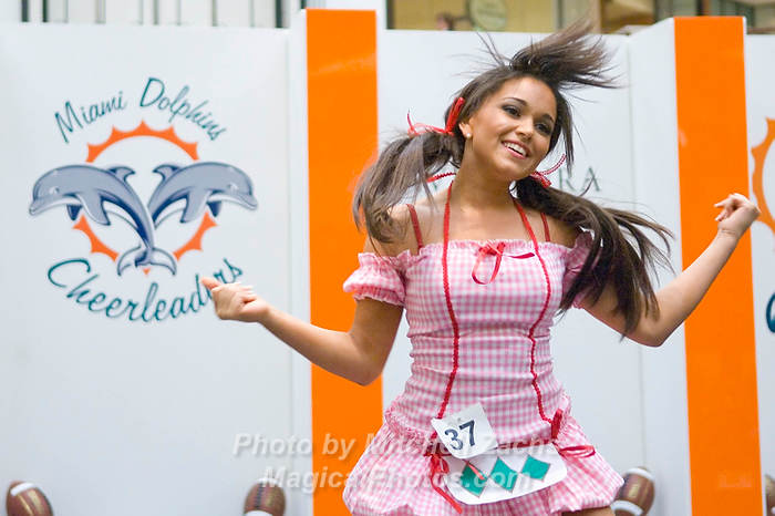 DolCheer-96128.jpg
