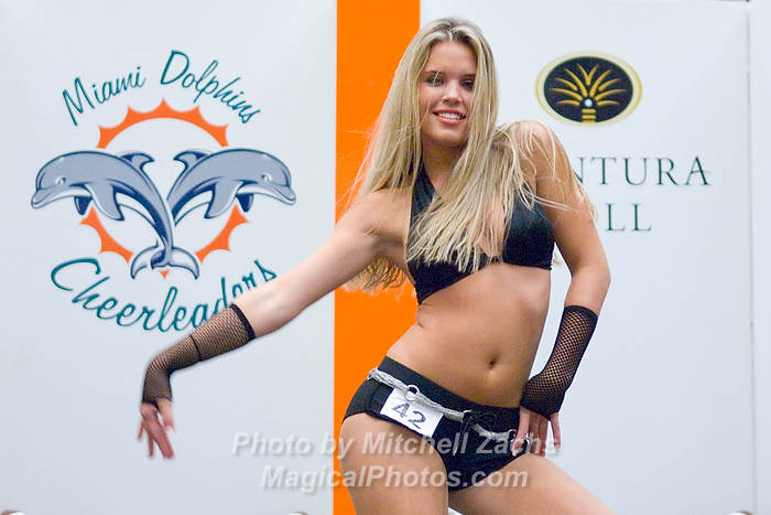 DolCheer-96204.jpg