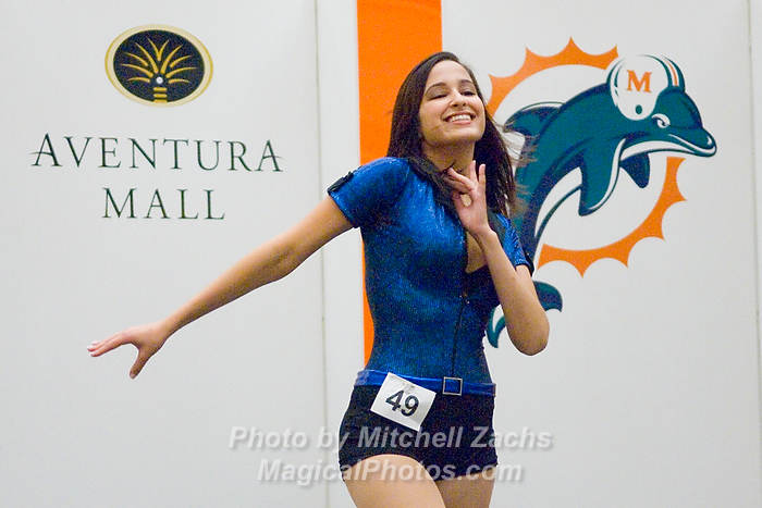 DolCheer-96403.jpg
