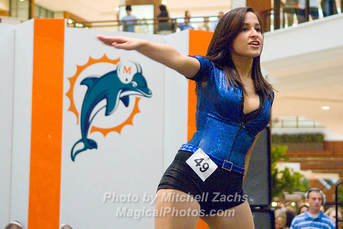 DolCheer-96405.jpg