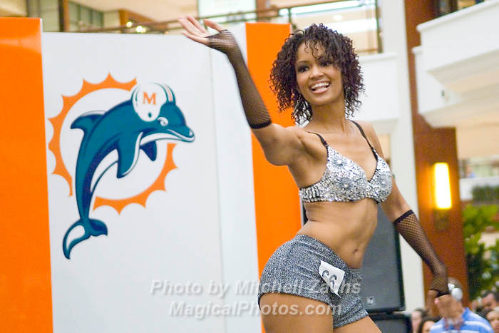 DolCheer-96598.jpg