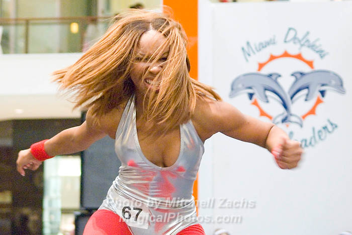 DolCheer-96611.jpg