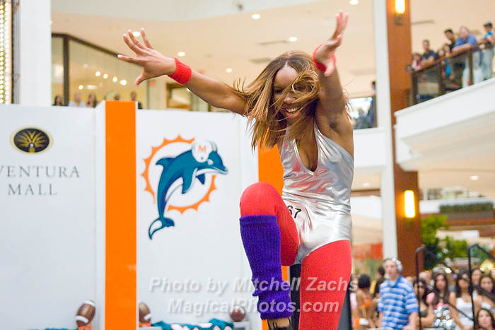 DolCheer-96612.jpg