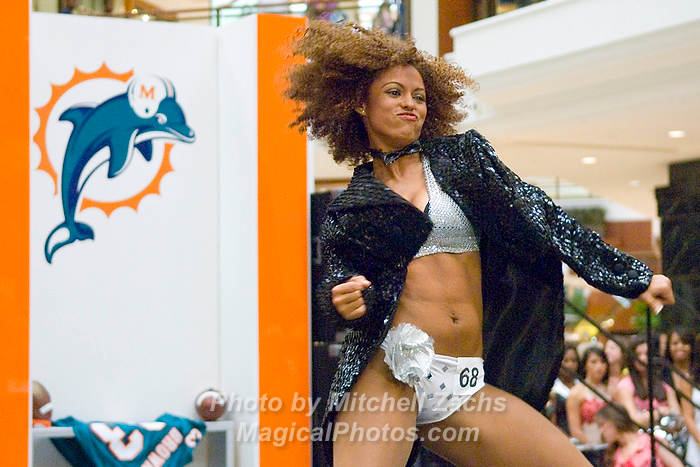 DolCheer-96618.jpg