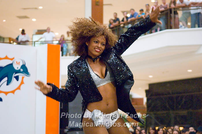 DolCheer-96623.jpg