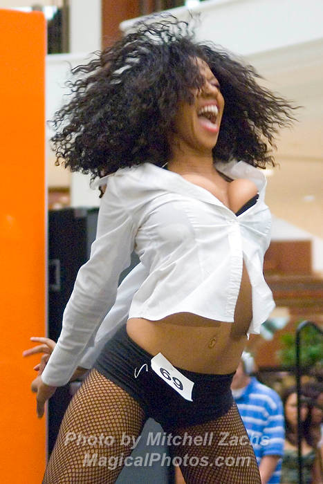 DolCheer-96636.jpg