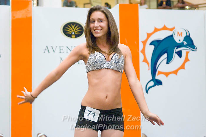 DolCheer-96663.jpg
