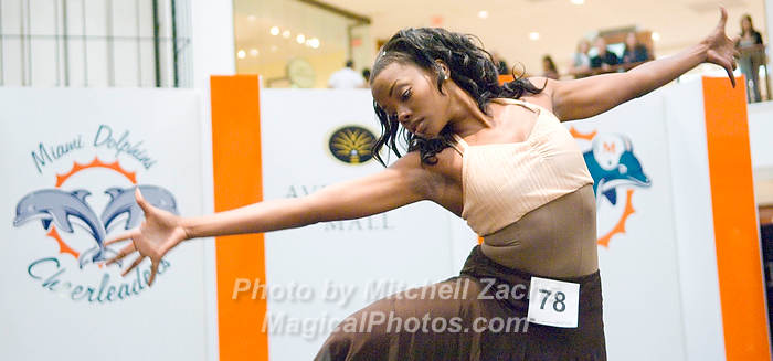 DolCheer-96746.jpg