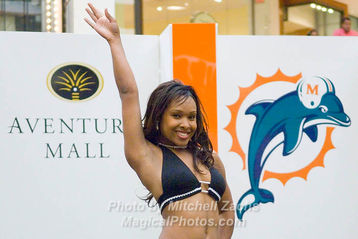 DolCheer-96780.jpg