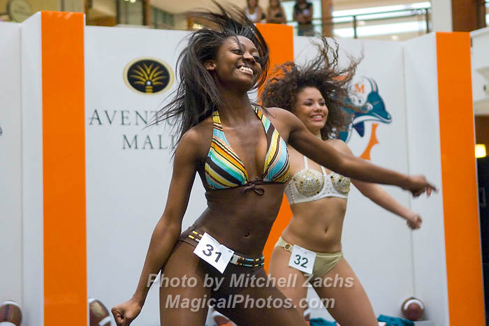 DolCheer-95560.jpg