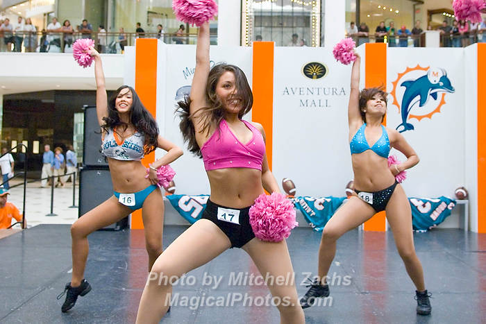 DolCheer-97072.jpg
