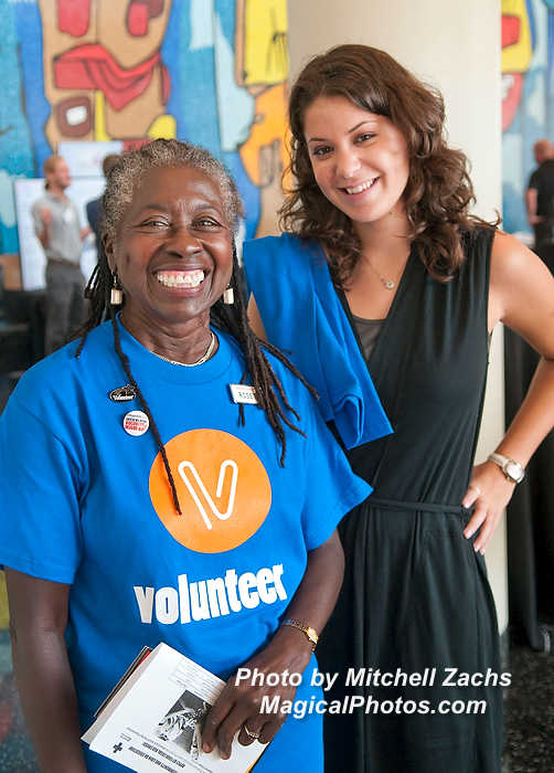 060-VolunteerDay-2430.JPG