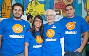 044-VolunteerDay-5462