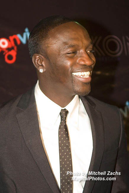 AKON-6382.JPG