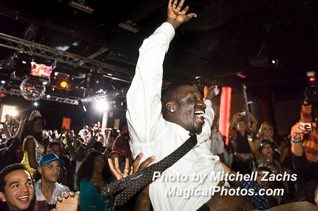 AKON-6982.JPG