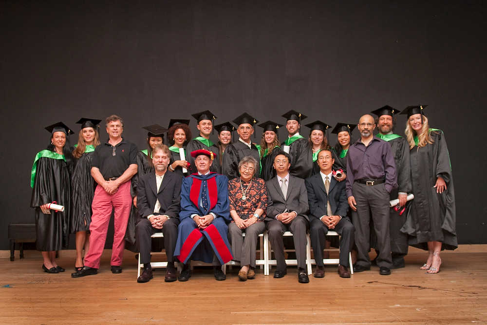 125-AtomGradSp2010.JPG