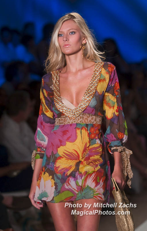 CaffeSwimwear-4075.JPG