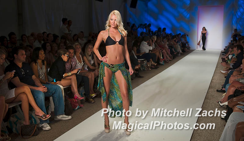CaffeSwimwear-4144.JPG