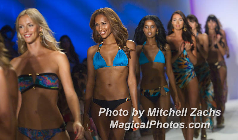 CaffeSwimwear-6823.JPG