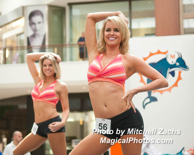 Cheer09-5904.jpg