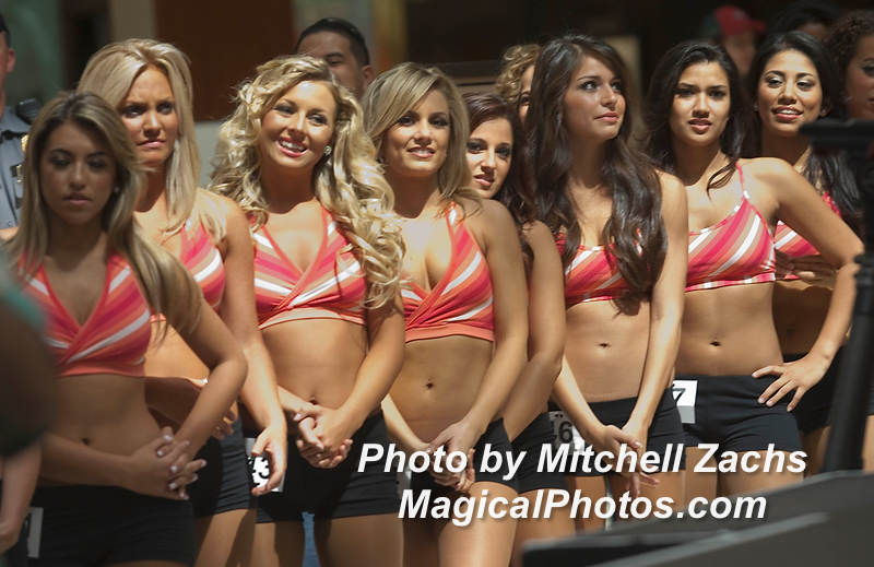 Cheer09-8571.jpg