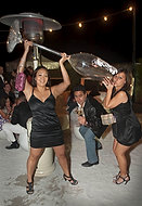 FIU-WF09-033564 - FIU School of Hospitality students celebrate a job well done at the Bubble Q.