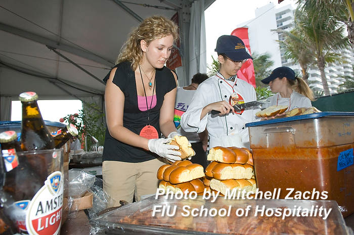 FIU-BurgBash-7282.JPG