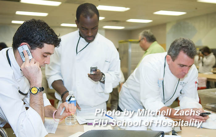 FIU-ThurFoodPrep-6479.JPG