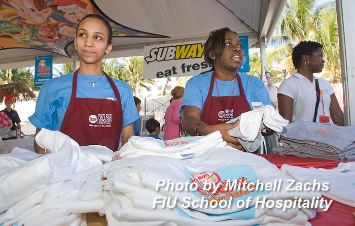FIU-Grd-Taste-9156.JPG