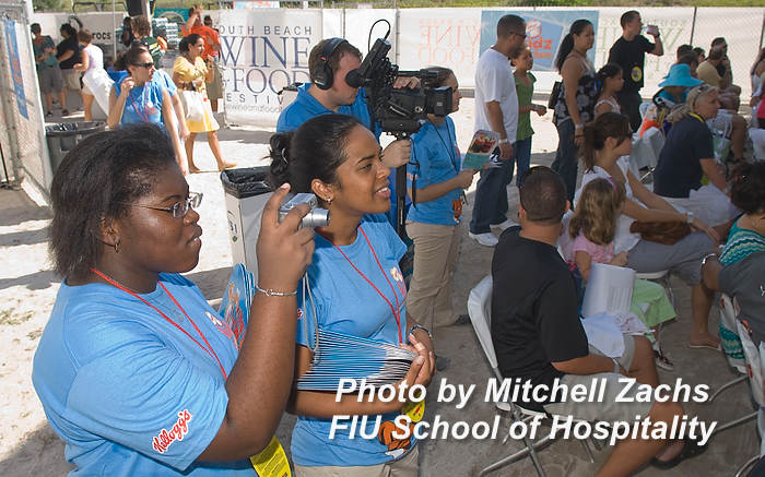 FIU-Grd-Taste-9256.JPG