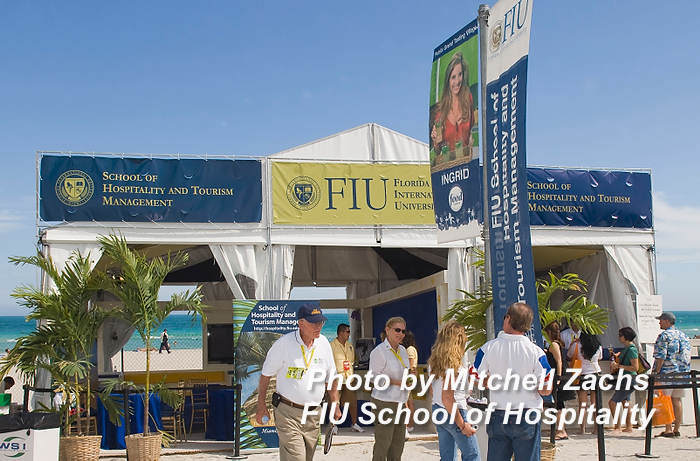 FIU-Grd-Taste-9667.JPG