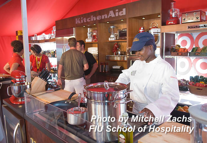 FIU-Grd-Taste-9688.JPG