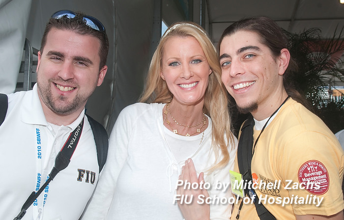 FIU-0461-WF104187.JPG