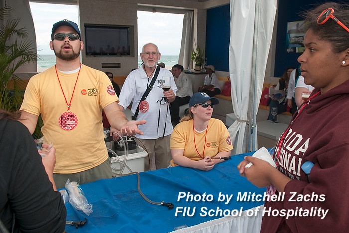 FIU-0479-WF104380.JPG