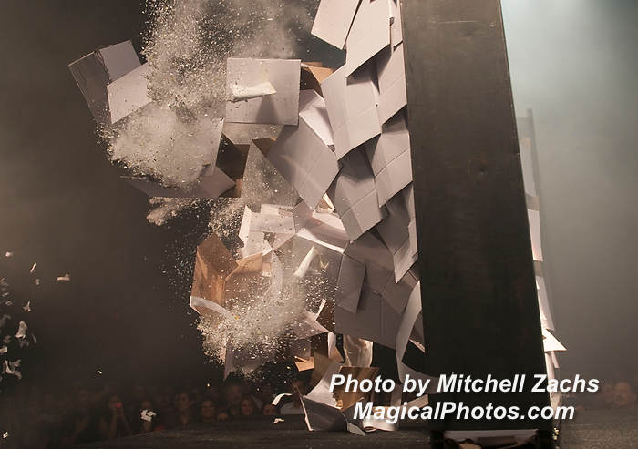306-FuerzaBrutaOpeningNight.JPG