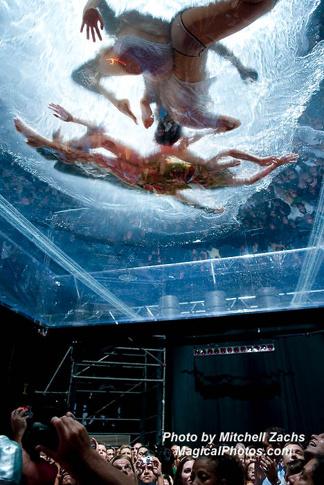 350-FuerzaBrutaOpeningNight.JPG