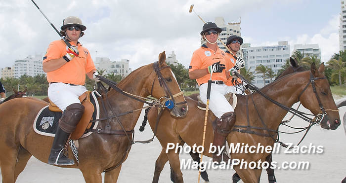 Polo08-2415.JPG