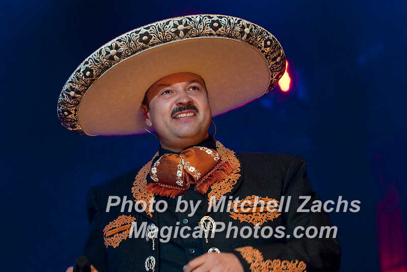 04-Marco_Antonio_Solis-0270.JPG