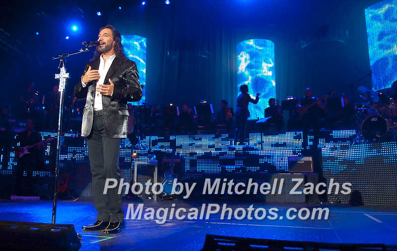16-Marco_Antonio_Solis-3813.JPG
