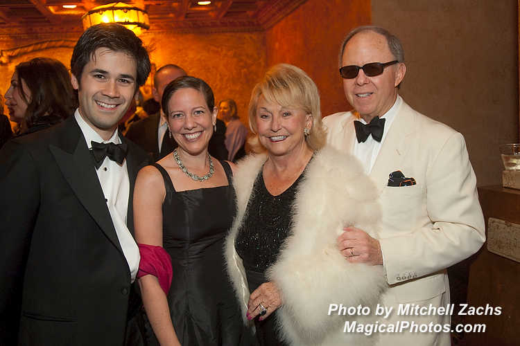 055-NWSGala2010.JPG