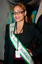 008-PremiosPeople<br>Yanet Brunet 