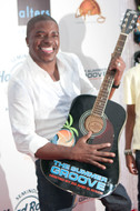 0423-AMC-SG-ComRedCarpet