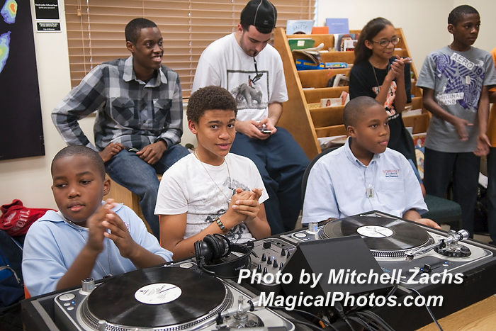 11-DJ_Irie_Spiniversity.JPG