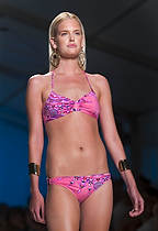 TIBIswimweara-3729